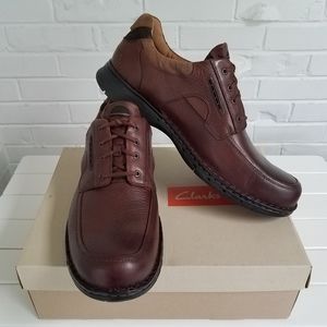 Clarks Unbend Casual Brown Leather Lace Oxford 17M